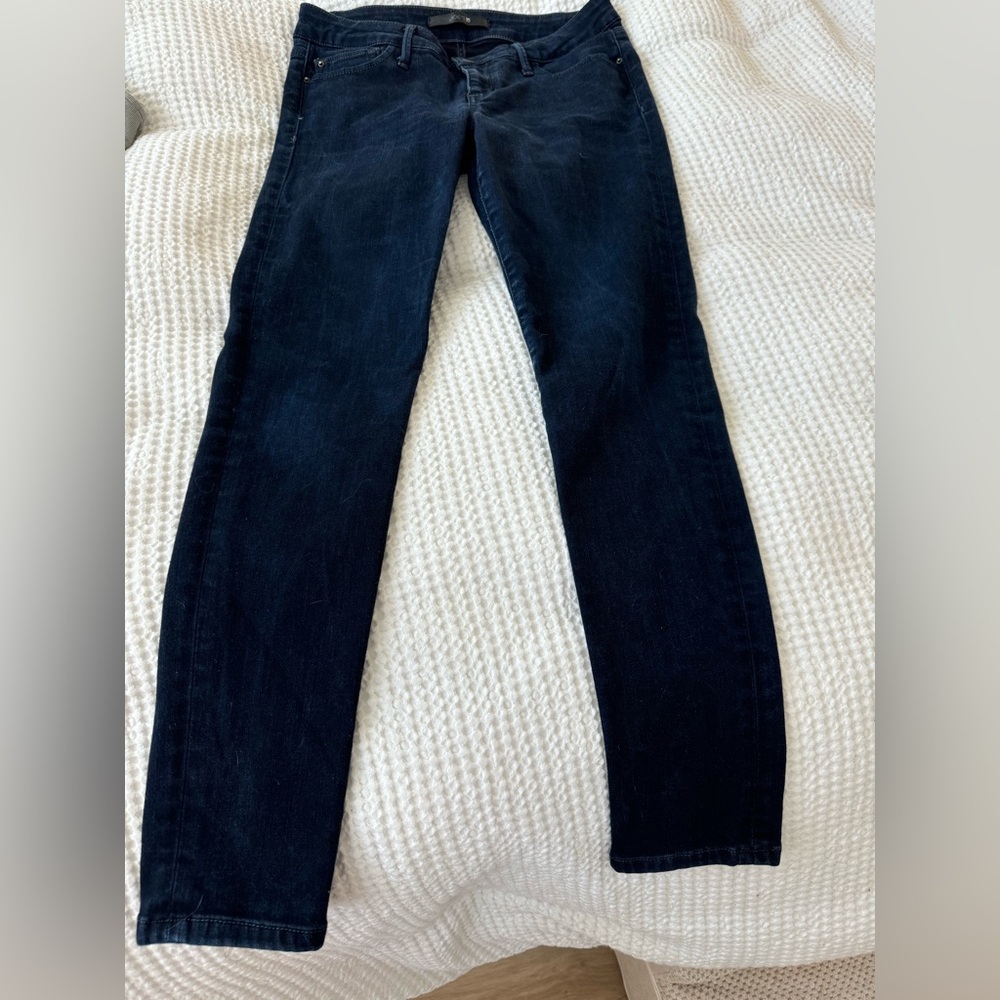 Joe’s Jeans size Women’s 28 skinny straight leg dark wash high waisted blue jean